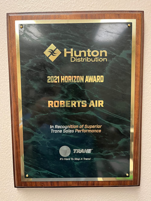 Hunton Distribution 2021 Award